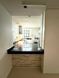 Parkview Apartments (D23), Apartment #569258591